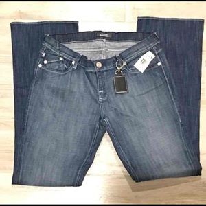 ROCK & REPUBLIC MATERNITY JEANS 31